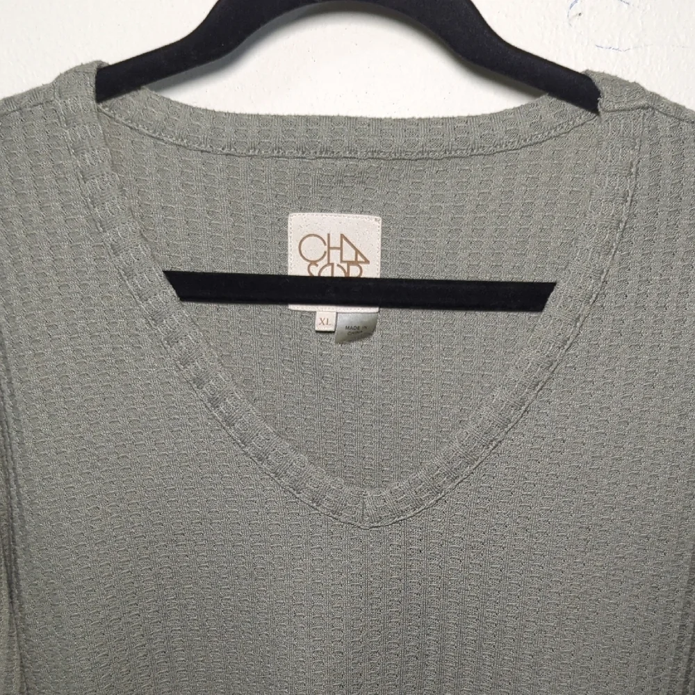 Chaser Waffle Knit Thermal Top Green Long Sleeve V-Neck Women's Size XL